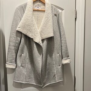 JACK by BB Dakota Women's Gray and Cream knit and Fleece Jacket